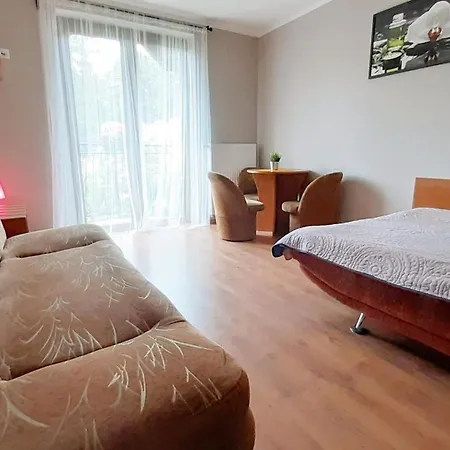 Agcez Accommodatie bij particulieren Międzywodzie