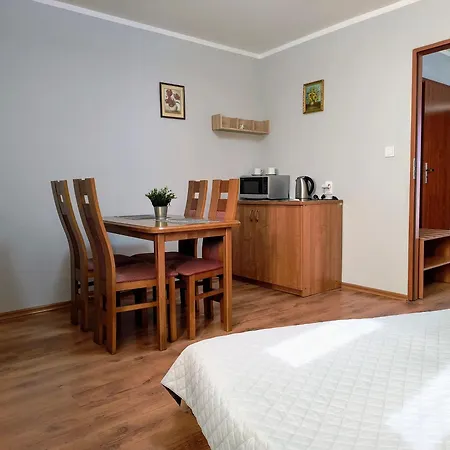 Kwatera prywatna Dom Gościnny Agcez *