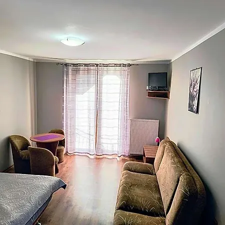 Kwatera prywatna Dom Gościnny Agcez *
