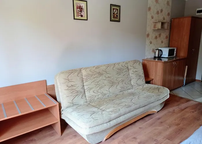 Agcez Ubytování v soukromí Międzywodzie